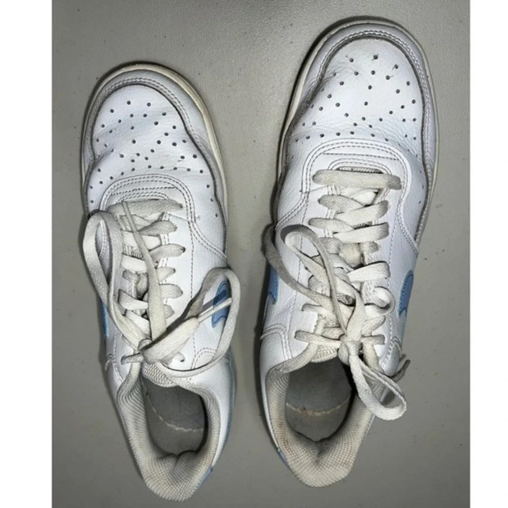 Nike Women's White Blue Leather Low‎ Top Sneakers Shoes Size 8.5 CD5434 115